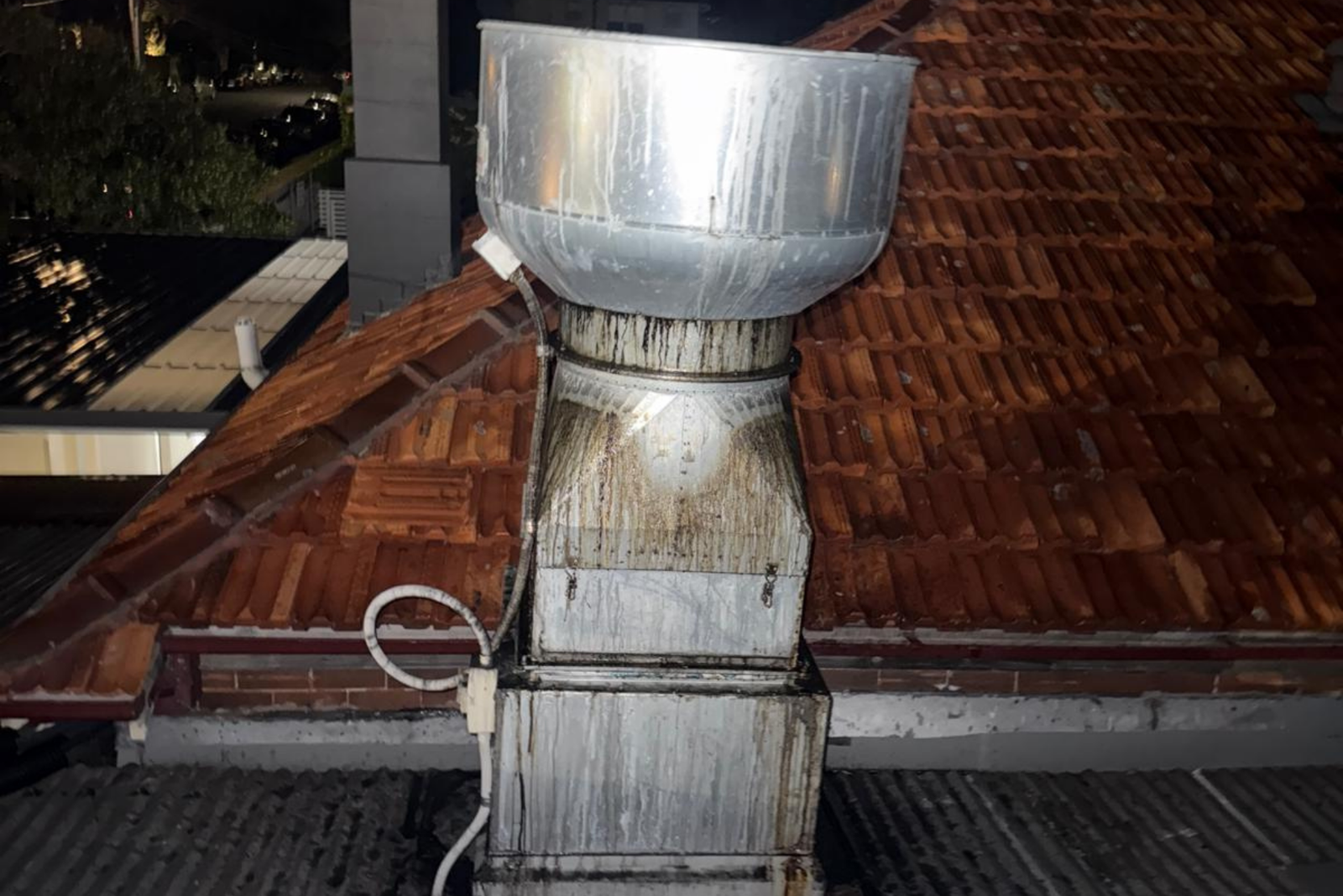 Exhaust Range Hood Cleaning